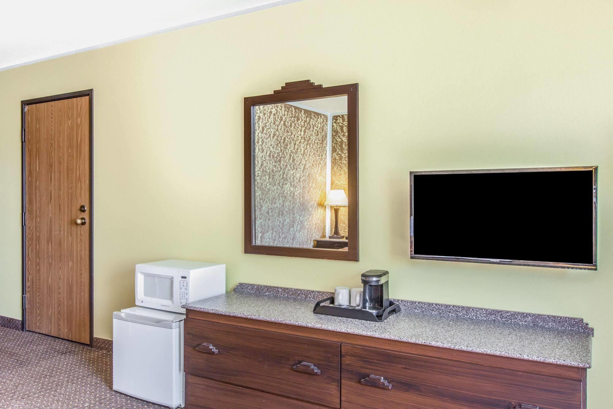The Copper - Surestay Collection By Western